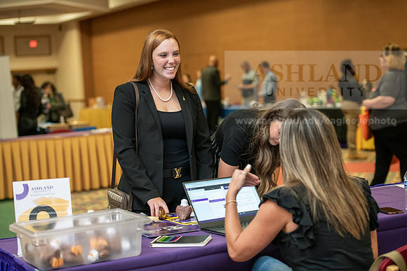 CareerInternshipFair1023AWB_9588