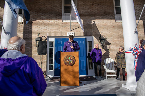HomecomingUSAHouseRibbonCeremony1023AWB_6256