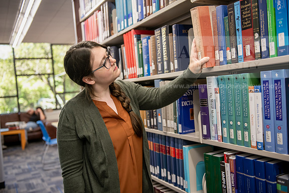 SeminaryLibrary0524AWB_0843
