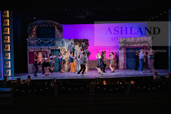 TheatreMammaMia0220ALW_2406