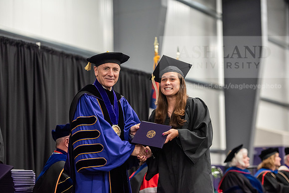 114SpGradBachelorScienceBusiness0524ALW_7890