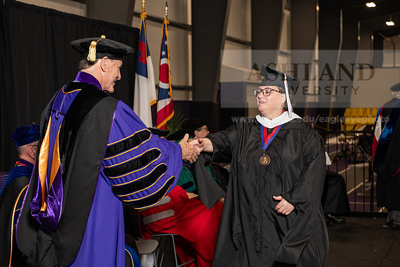 068SpGradMasterArts0524AWB_9481
