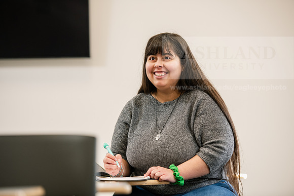AdmissionsLatinoHispanicMarketing0125AWB_9709