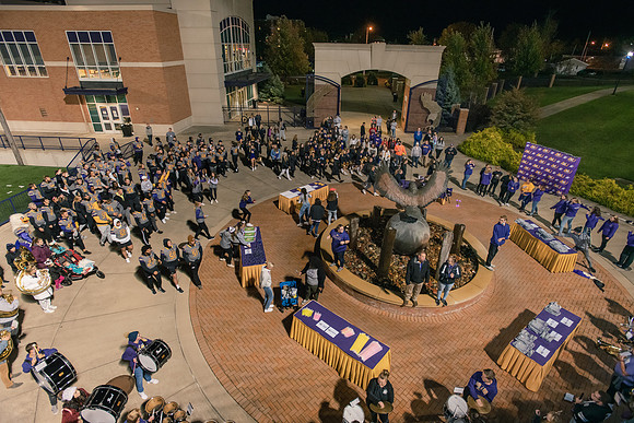 ParadeOfPurple1021ALW_6520