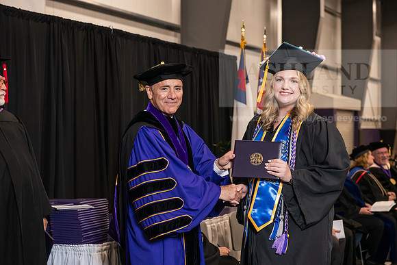 020SpGradBachelorNursing0524AWB_9722