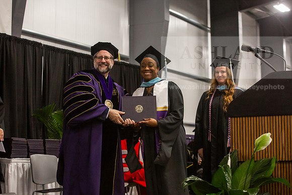 012SpGradMasterEducation0525JH6Q8B8591