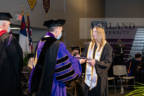 066BachelorNursingWiGrad1221ALW_7123