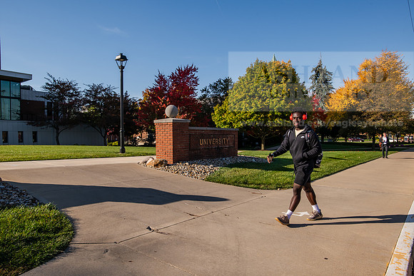 FallCampusLife1024AWB_5191