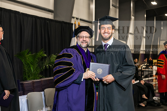 166SPGradBachelorScienceBusinessAdmin0525AWB_4315