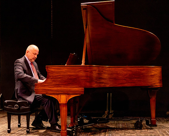 DedicatoryPianoRecital_0924MC_3283