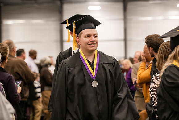068WIGradProcessional1222ALW_0129