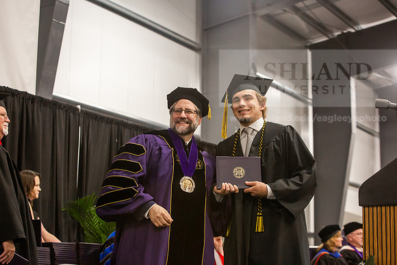 051SpGradBachelorScience0525JH6Q8B9085
