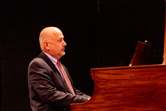 DedicatoryPianoRecital_0924MC_3277