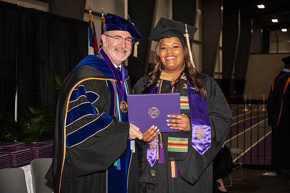 082WIGraduates1222ALW_0668
