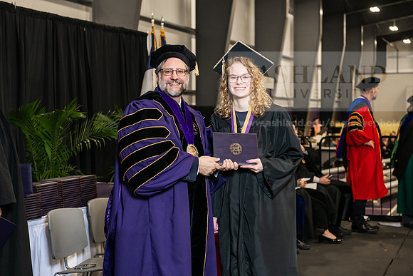 003SPGradBachelorScienceEducation0525AWB_4471