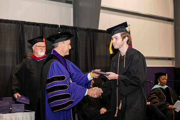 157SPGraduates0522ALW_1551