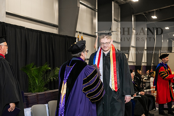 080SPGradBachelorScienceBusinessAdmin0525AWB_4242