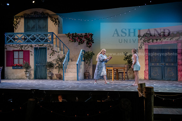 TheatreMammaMia0220ALW_2517