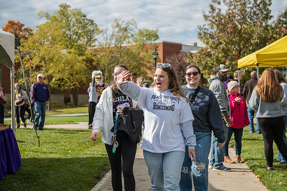 HomecomingPizzaX31023AWB_6868