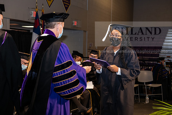 008BachelorArtsWiGrad1221ALW_6838