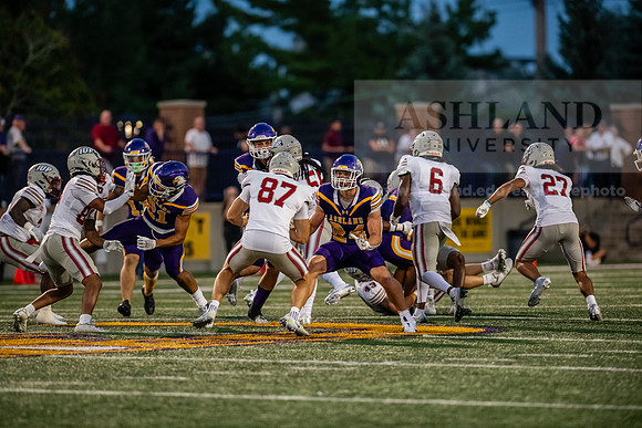 AUvIUPFootball0924AWB_3884