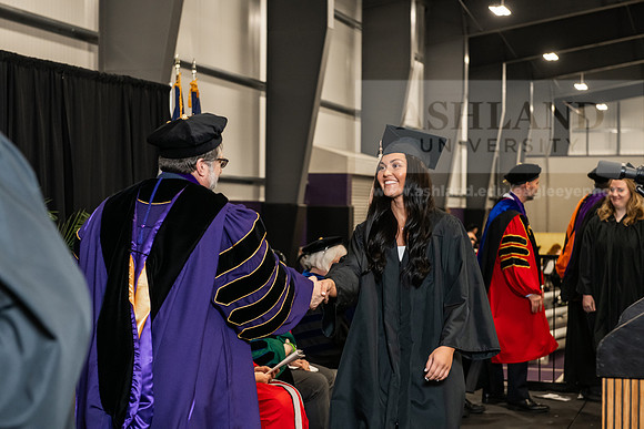 055SPGradBachelorScienceBusinessAdmin0525AWB_4220