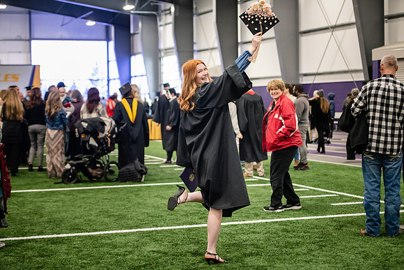 045WIGradCermony1222ALW_1318
