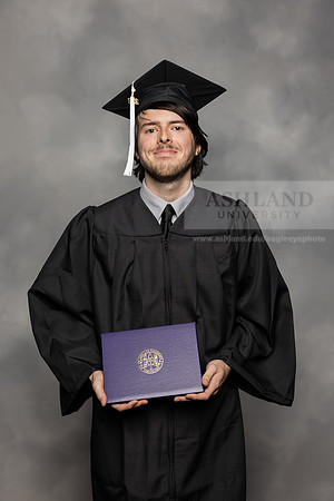 068SPGraduates0522CCP10991