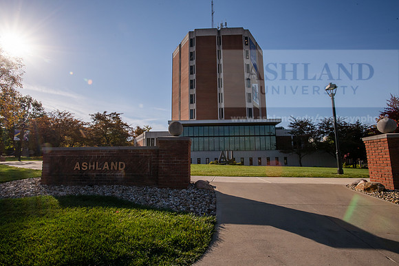 FallCampusLife1024AWB_5215