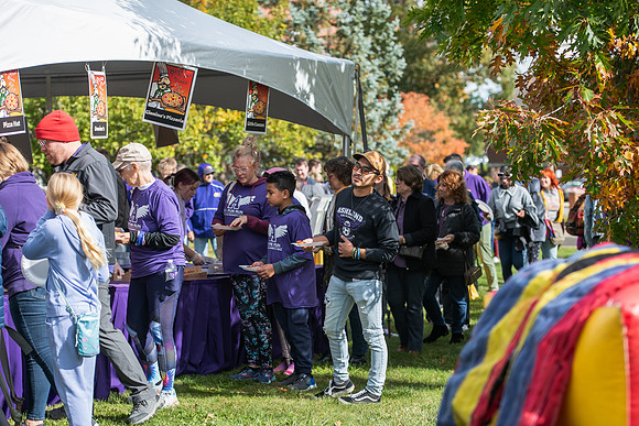 HomecomingPizzaX31023AWB_6746