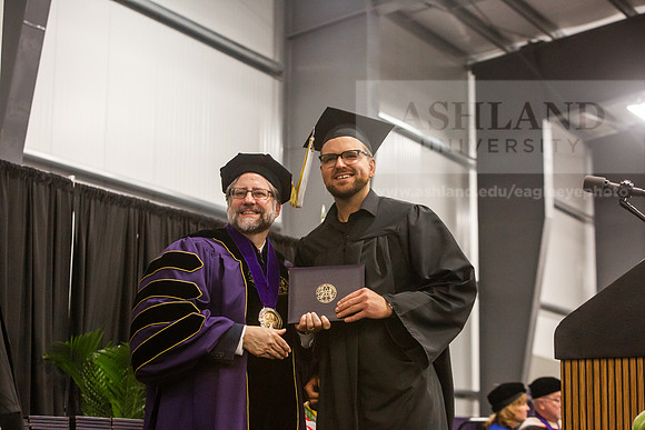 159SpGradBachelorArts0525JH6Q8B8932