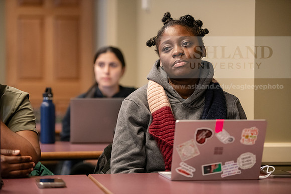 MBADigitalMarketing0324AWB_8181