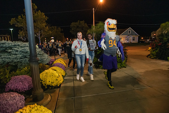 ParadeOfPurple1021ALW_6480