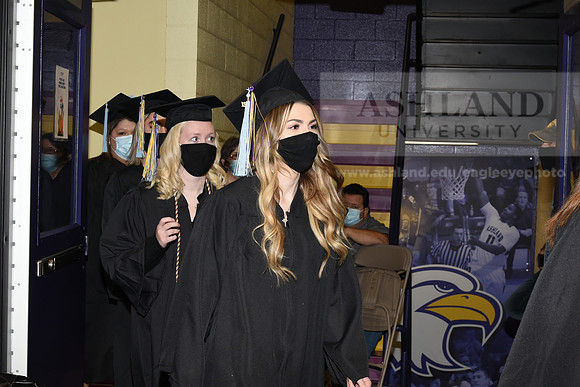 129WiGradPreCeremony1221MP7_0140
