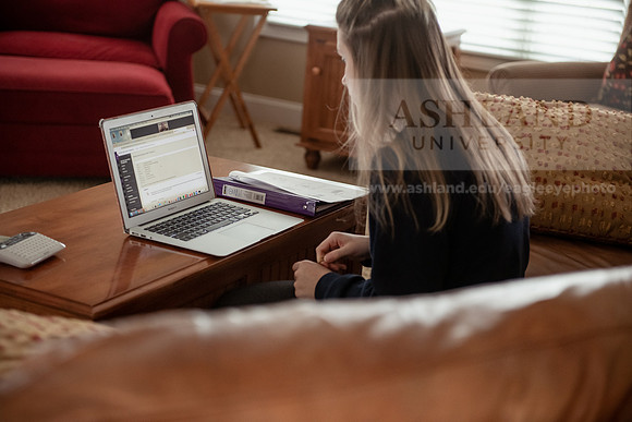 OnlineEducation0420ALW_1055