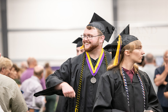 210SpGradProcessional0524AWB_8629