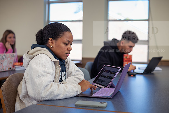 AfricanAmericanLit1022ALW_6254