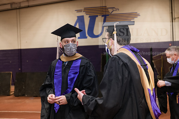 007WiGradPreCeremony1221ALW_5943