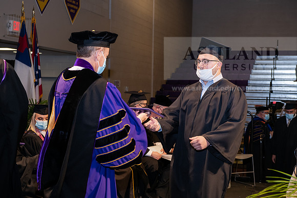 044BachelorBusinessWiGrad1221ALW_6990