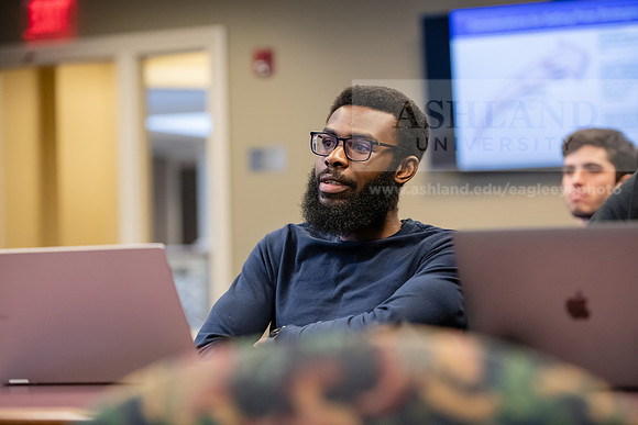 MBADigitalMarketing0324AWB_8359