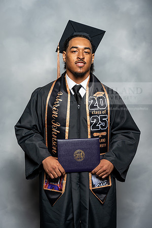 171SpGradBachelorSciBusAdmin0525AU-Graduation-2025-Andrew-1066