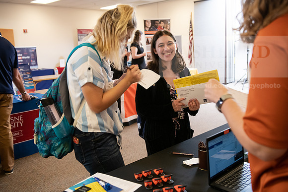 CareerGradFair0919ALW_7582