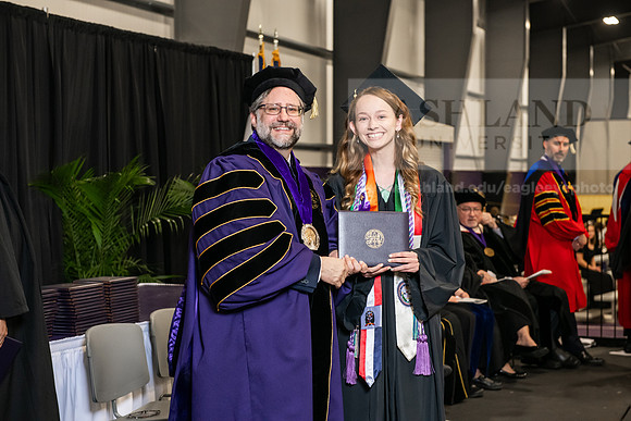 027SPGradBachelorScienceNursing0525AWB_4707