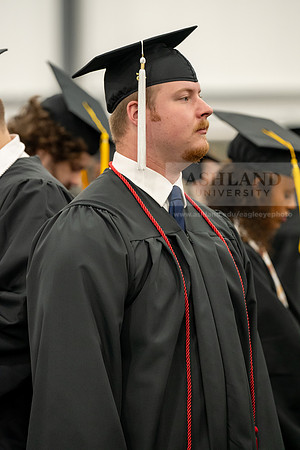 121SpGradPreCeremony0525AEAU-Graduation-2025-Andrew-0013