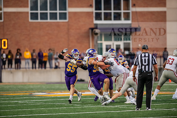 AUvIUPFootball0924AWB_3855