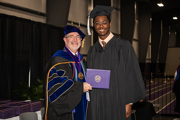 028WIGraduates1222ALW_0739