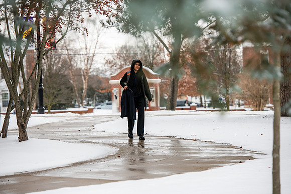 StudentsReturnWinterCampus0125AWB_6293