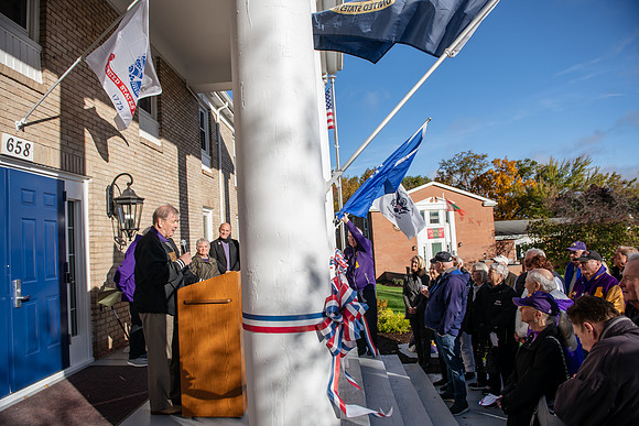 HomecomingUSAHouseRibbonCeremony1023AWB_6213