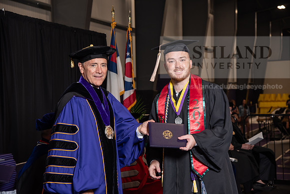 041SpGradBachelorScienceBusiness0524TR_DSC_5381