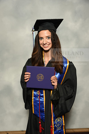 018BachelorEducationWiGrad1221MP7_0974
